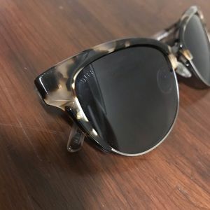 DIFF Ivy Sunnies